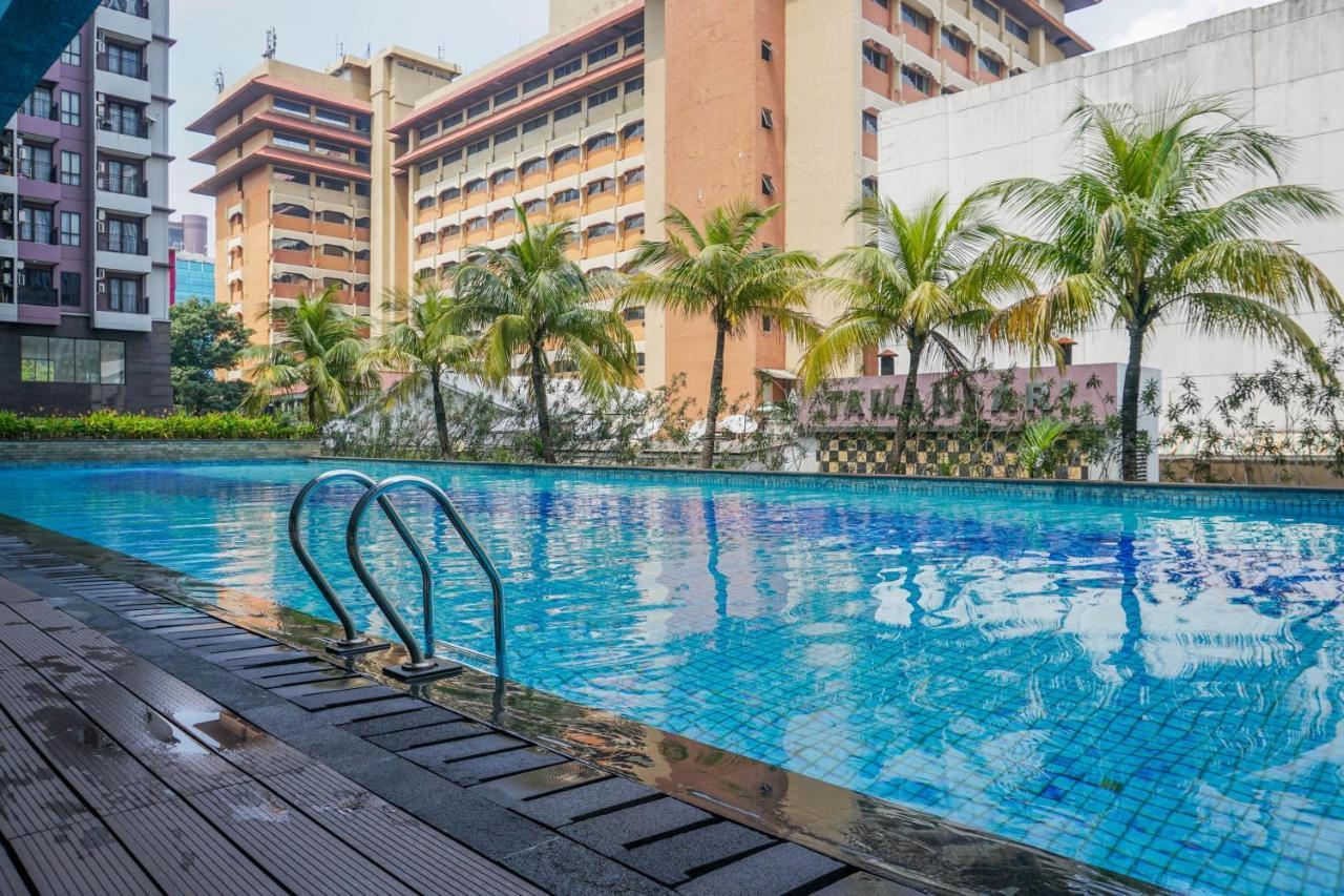 Homey And Modern Tamansari Semanggi 2Br Apartment By Travelio Jakarta Buitenkant foto